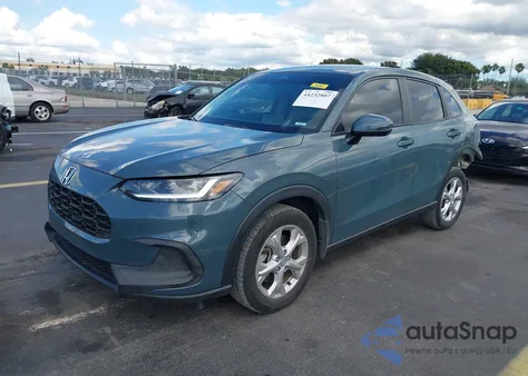 2024 Honda Hr-V Awd Lx z USA, uszkodzony, nr VIN 3CZRZ2H31RM704431